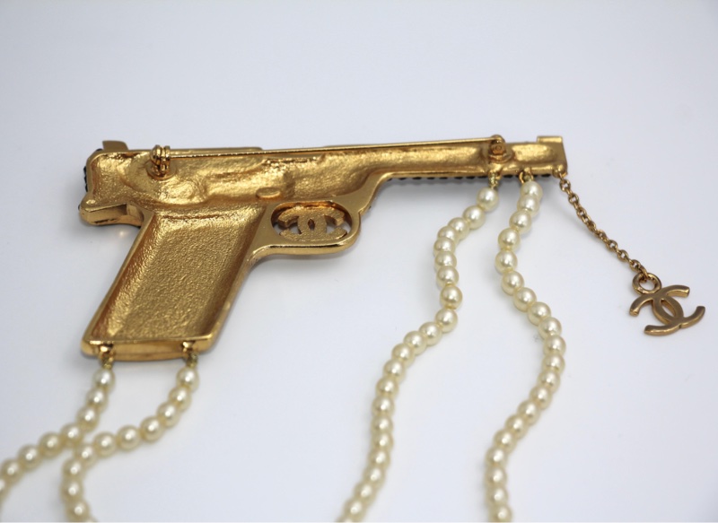 Chanel Vintage 01A水鑽cc仿珍珠鏈大款手槍胸針-5