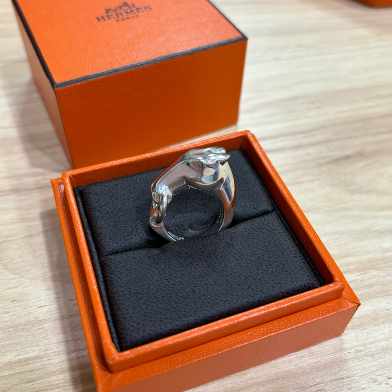 愛馬仕 馬頭銀戒指 尺寸51-6