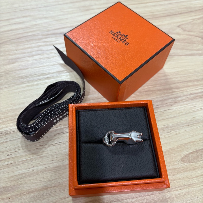 愛馬仕 馬頭銀戒指 尺寸51-9