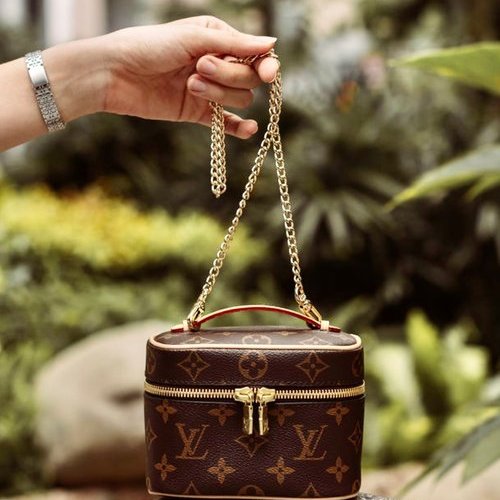 全新 LV M44936 Nice Nano 小化妝包-8