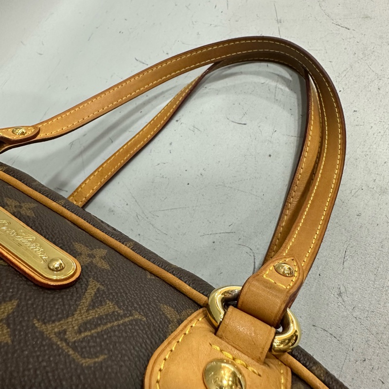 LV m95566 老花金牌金釦肩背包 保齡球包-32