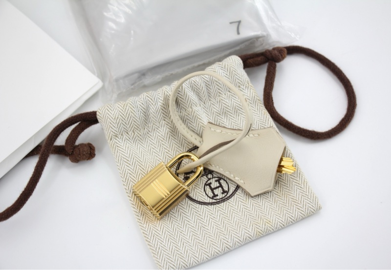 Hermes Birkin 25 Craie Swift Stamp T-18