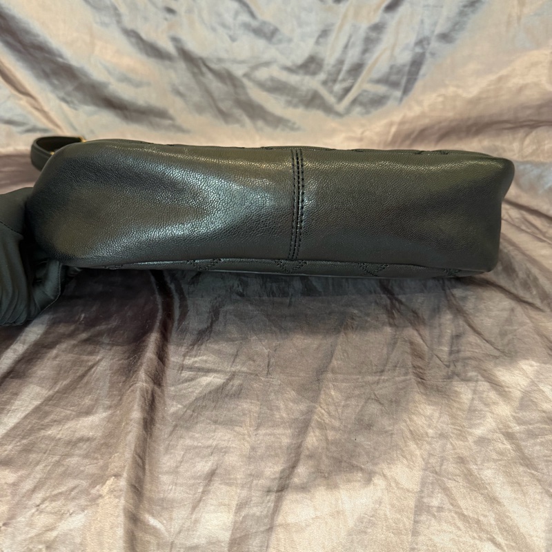 「JL精品代購」TORY BURCH WILLA 金色LOGO菱格翻蓋肩背/斜背二用包-黑色/大-9