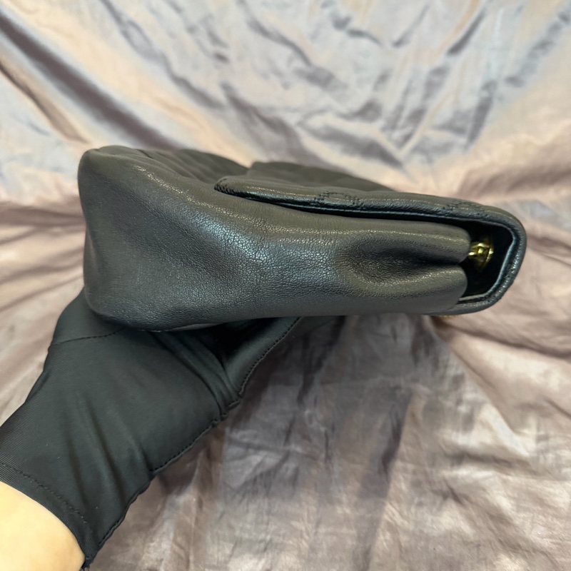 「JL精品代購」TORY BURCH WILLA 金色LOGO菱格翻蓋肩背/斜背二用包-黑色/大-11