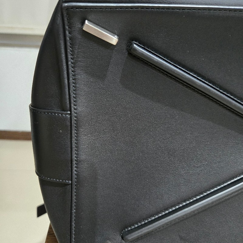 幾乎無刮痕 Ferragamo 男性 真皮 手提 斜肩 波士頓包 旅行袋 weekender-5