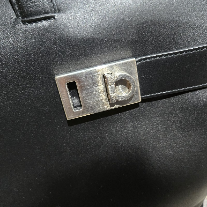 幾乎無刮痕 Ferragamo 男性 真皮 手提 斜肩 波士頓包 旅行袋 weekender-19