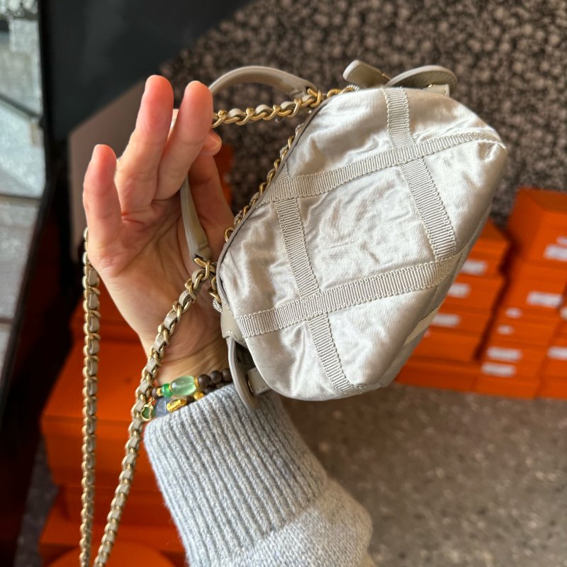 CHANEL 尼龍餃子包 99新 配件塵袋-4