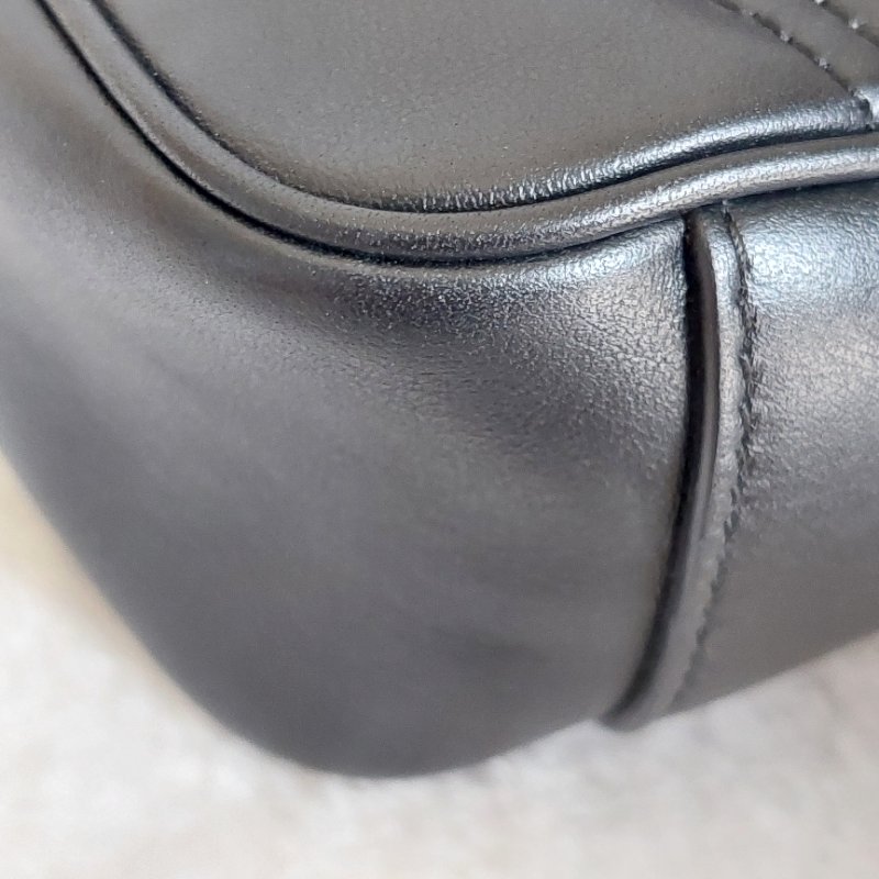 Gucci Marmont 🎀現品實拍 🎀仿舊金雙G皮革斜背/肩背包-26cm(443497-黑)~二手品約9.成新-86