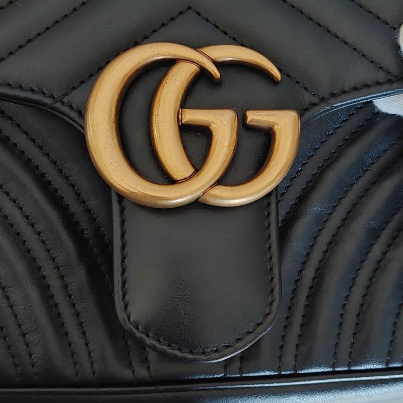 Gucci Marmont 🎀現品實拍 🎀仿舊金雙G皮革斜背/肩背包-26cm(443497-黑)~二手品約9.成新-15