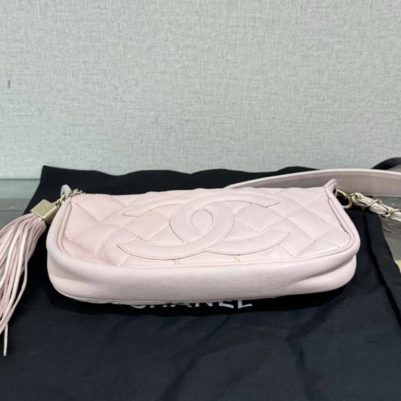 ✨CHANEL 櫻花粉金扣流蘇手提肩背包24*14*3 97新 配件塵袋-3