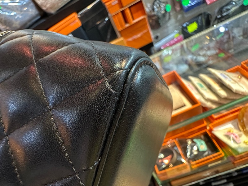 Chanel AP2303 Vanity Case-7