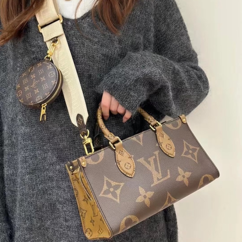 (日本購證全配🎁)LV M46653 OnTheGo East West系列 Reverse 皮革飾邊帆布手提/斜背包✨最新晶片款-2