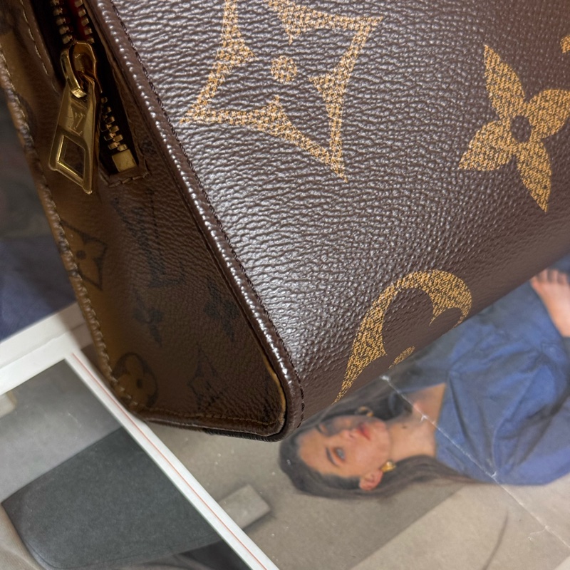 (日本購證全配🎁)LV M46653 OnTheGo East West系列 Reverse 皮革飾邊帆布手提/斜背包✨最新晶片款-10