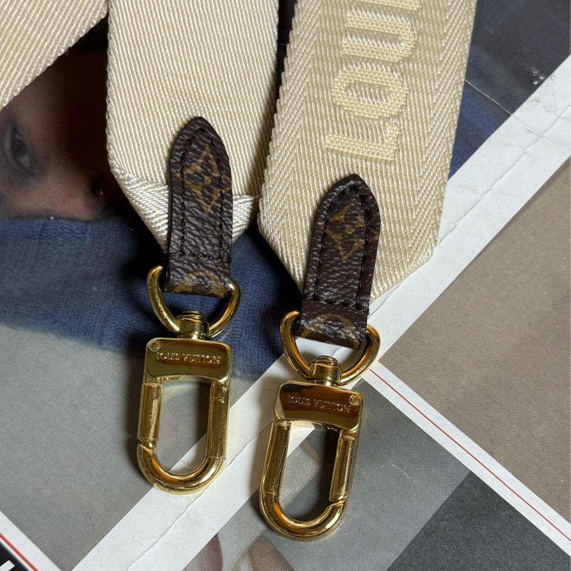 (日本購證全配🎁)LV M46653 OnTheGo East West系列 Reverse 皮革飾邊帆布手提/斜背包✨最新晶片款-23