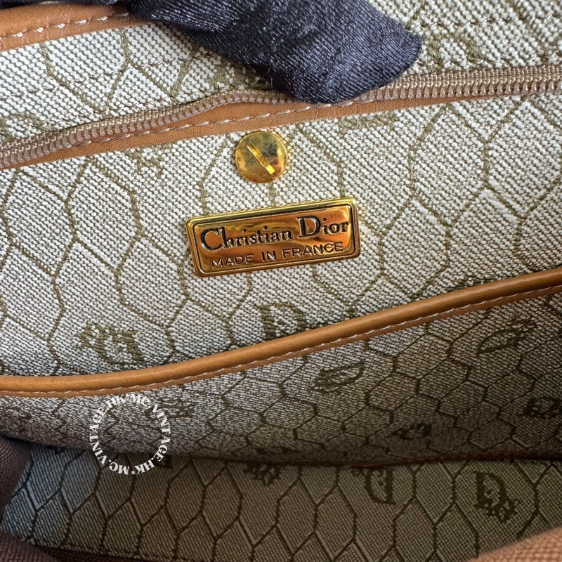 Dior Honeycomb Clutch 蜂巢 手拿包-18