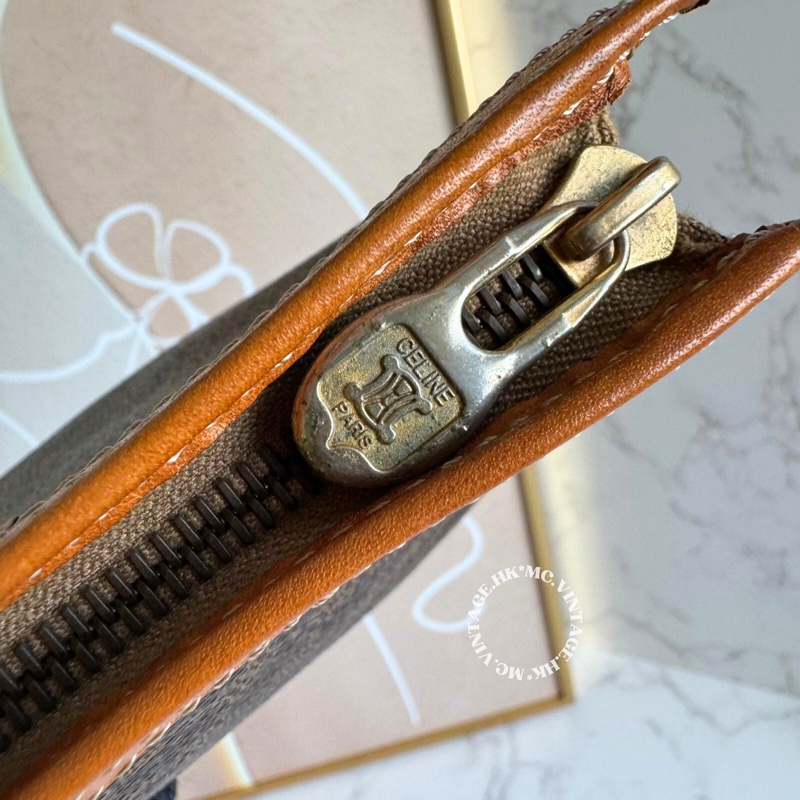 CELINE Vintage Macadam Clutch 中古 凱旋門 老花 手拿包-16