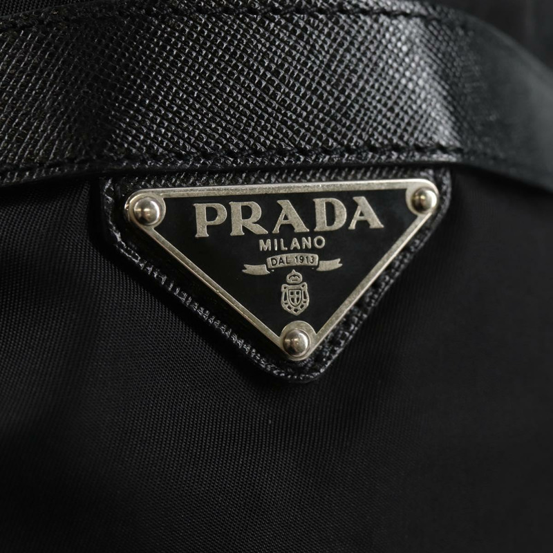 【日本直送】PRADA 尼龍黑色銀色單肩包 正品 125317V-18