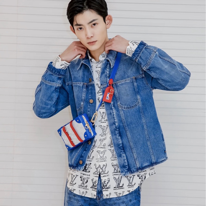 🈶購證 #櫃上九萬入手 #近新大全配 Lv soft trunk nba聯名限定款盒子斜挎包-3