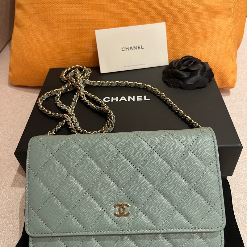 CHANEL WOC-9