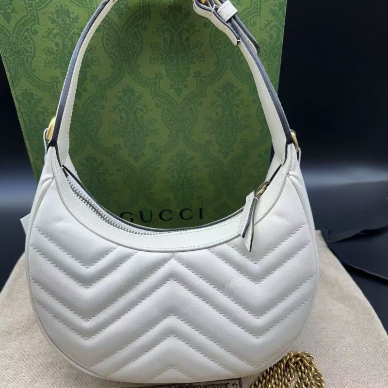 GUCCI 白色月亮包 hobo 有鍊條可斜背 21.5x5x11cm 配件盒子塵袋購證 全新-2