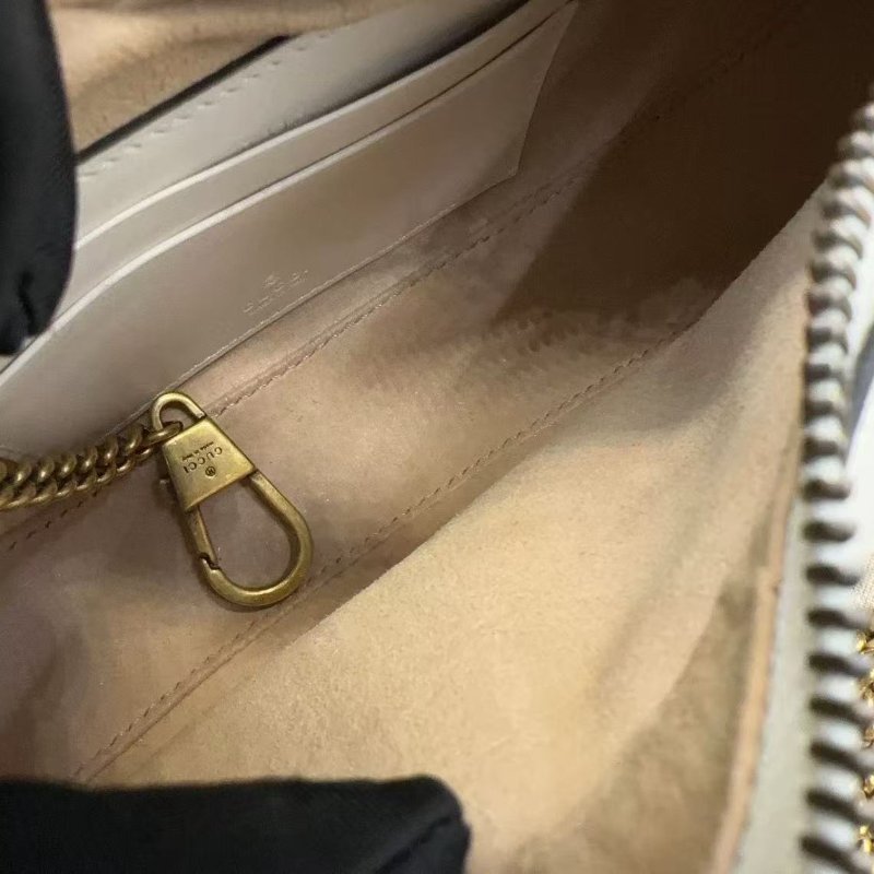 GUCCI 白色月亮包 hobo 有鍊條可斜背 21.5x5x11cm 配件盒子塵袋購證 全新-3