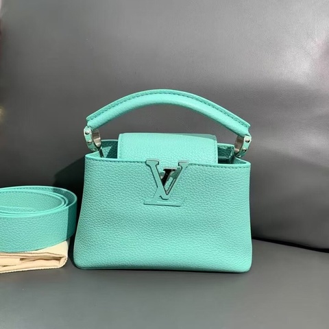 Lv capucines mini薄荷綠寬肩帶，20厘米，芯片款