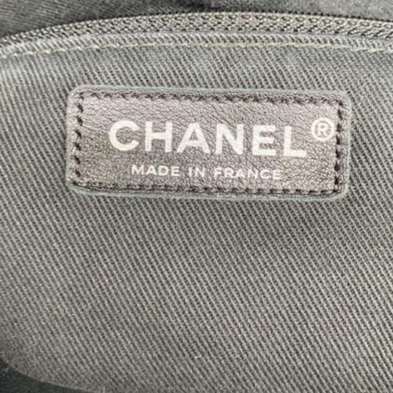 Chanel • 稀有黑銀皺褶滾邊鏈條吊墜Hobo包-10