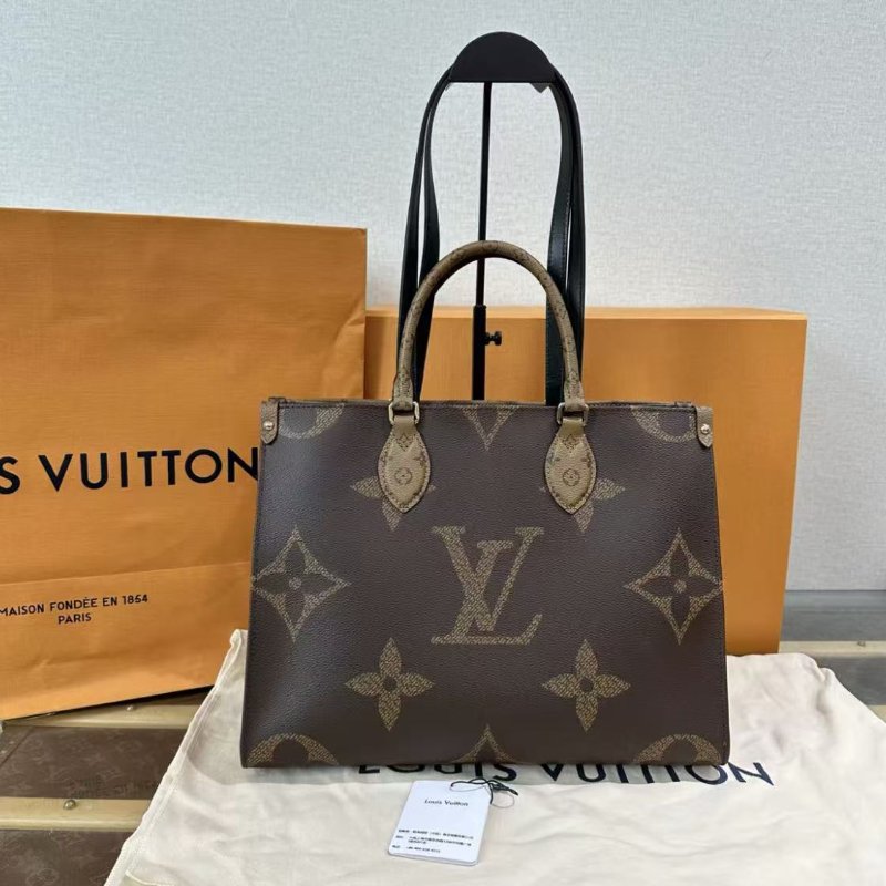 LV  onthego中號 芯片款 35*25*27 全新閒置配件盒子塵袋-0