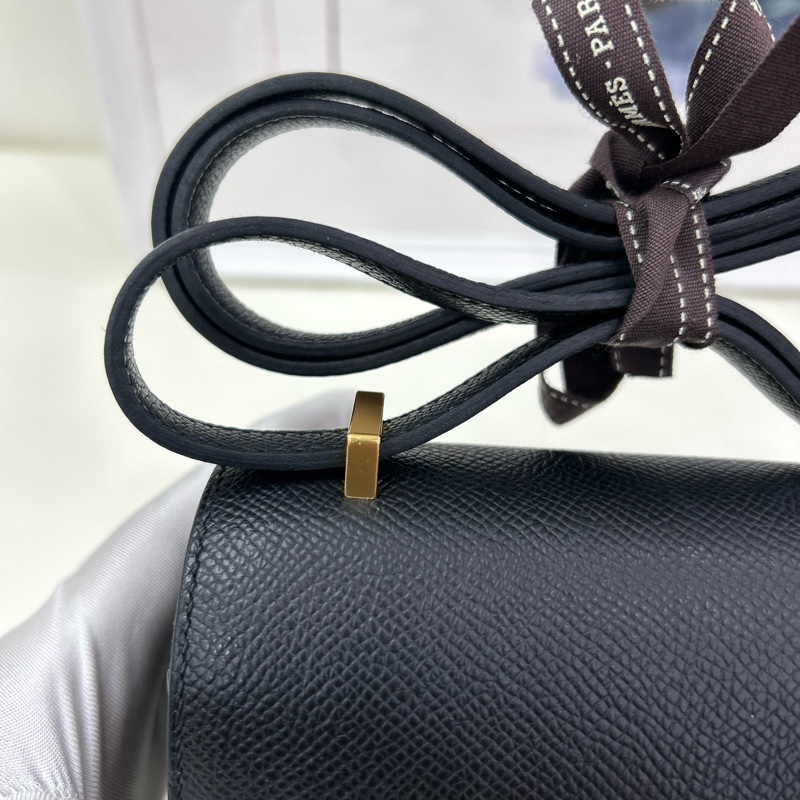 愛馬仕 迷你康康 黑金 Epsom皮 B刻 有鏡子 Hermes Mini Constance 19 with Mirror Noir Epsom leather GHW Stamp B-19