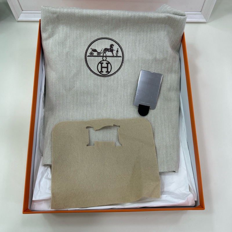 愛馬仕 迷你康康 黑金 Epsom皮 B刻 有鏡子 Hermes Mini Constance 19 with Mirror Noir Epsom leather GHW Stamp B-21