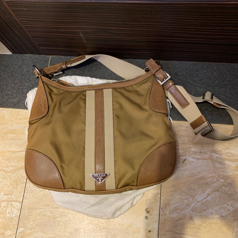 保證正品！稀有Prada經典織帶牛角側肩包斜背包 咖啡色餅乾色米白色撞色日系古著搭配vintage-1