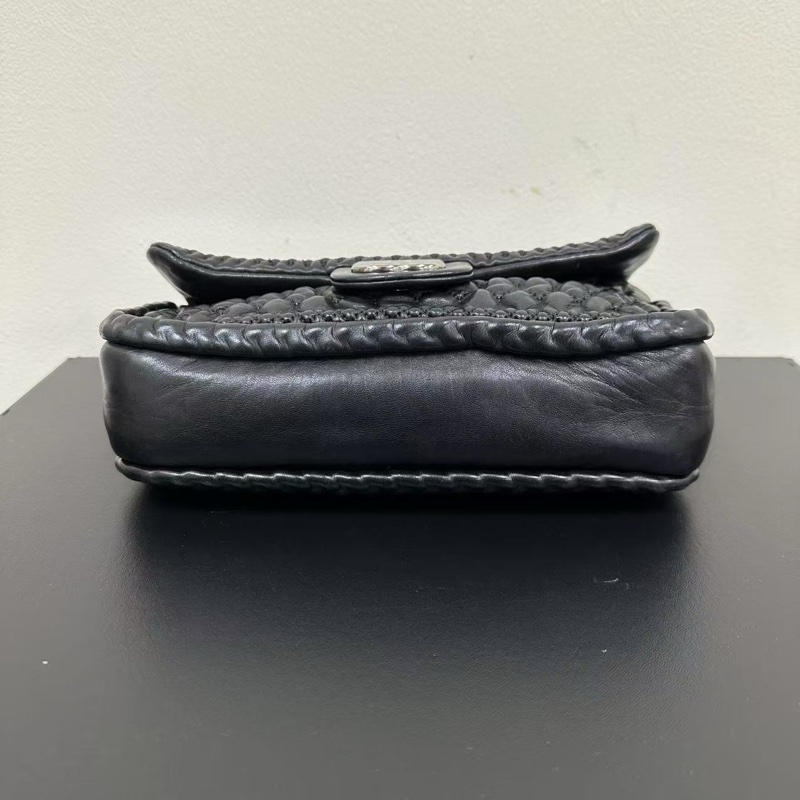 Chanel 限量款手提腋下包-7