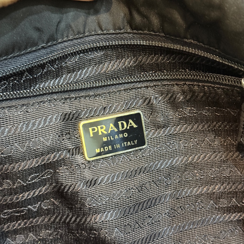 85新✨Prada🖤比goyard還輕的Prada降落傘布 黑色尼龍🖤肩背包 托特包 好輕 好裝 好用 耐用防潑水 附鑑定報告-13
