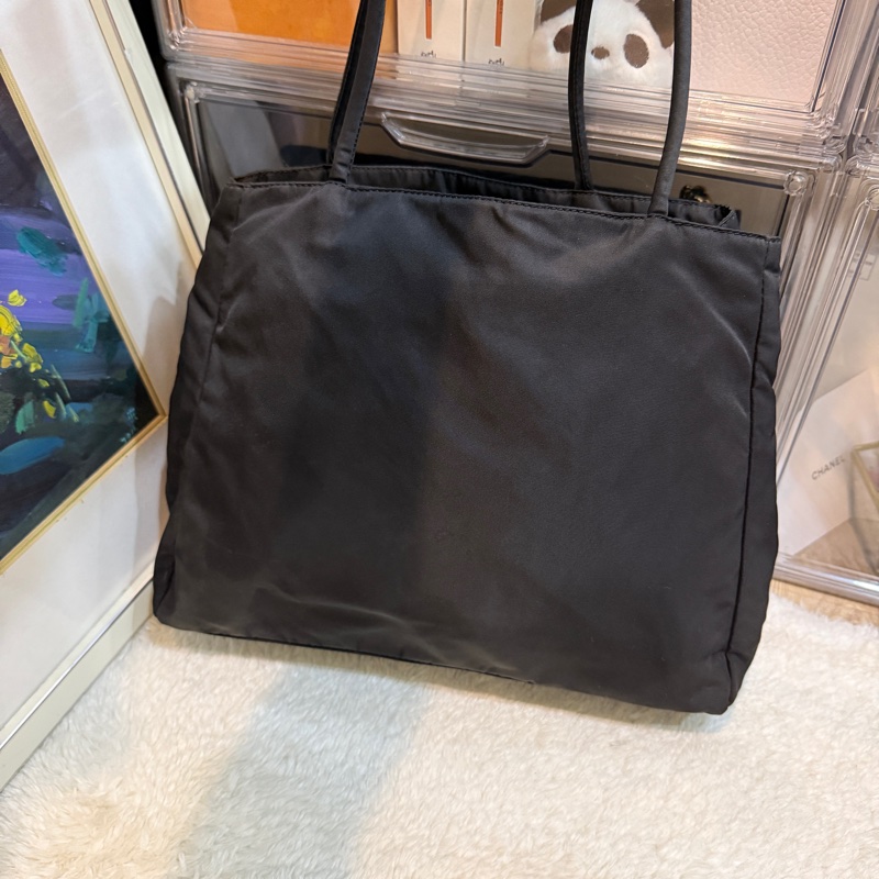 85新✨Prada🖤比goyard還輕的Prada降落傘布 黑色尼龍🖤肩背包 托特包 好輕 好裝 好用 耐用防潑水 附鑑定報告-30