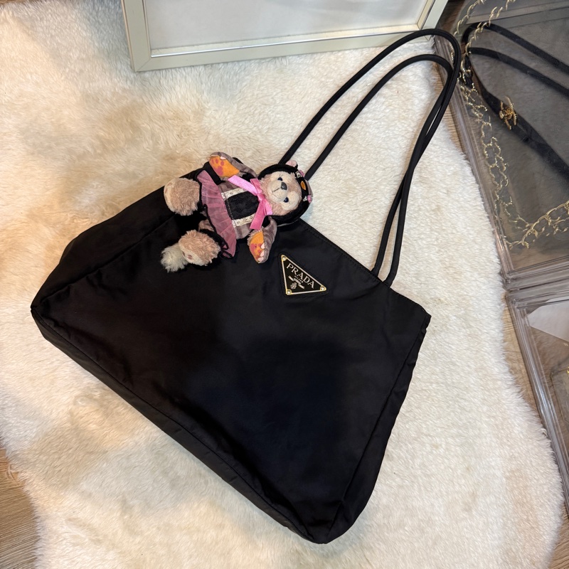 85新✨Prada🖤比goyard還輕的Prada降落傘布 黑色尼龍🖤肩背包 托特包 好輕 好裝 好用 耐用防潑水 附鑑定報告-40