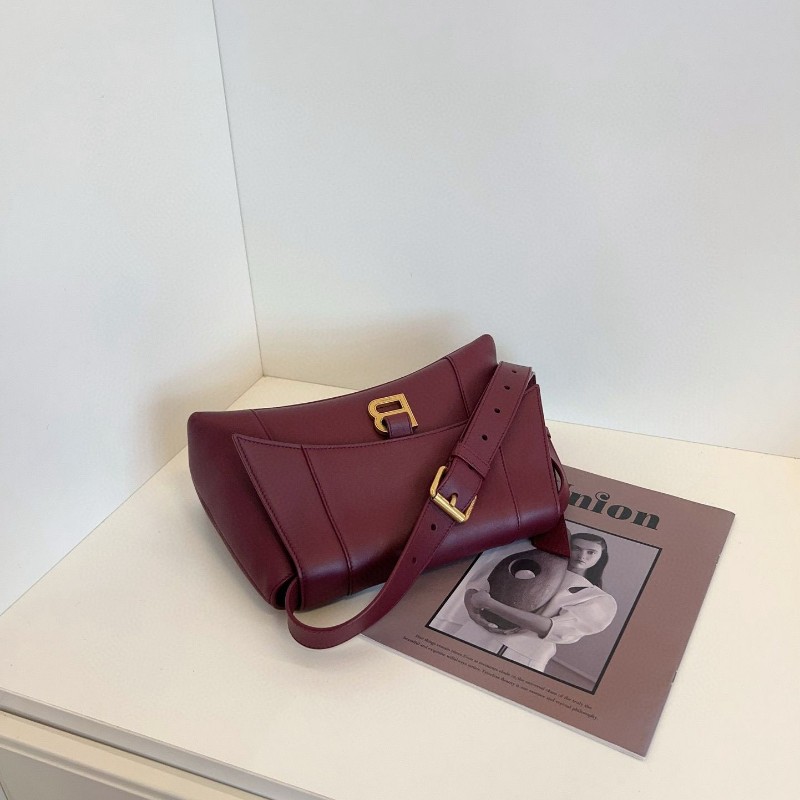 Balenciaga downtown crush-5