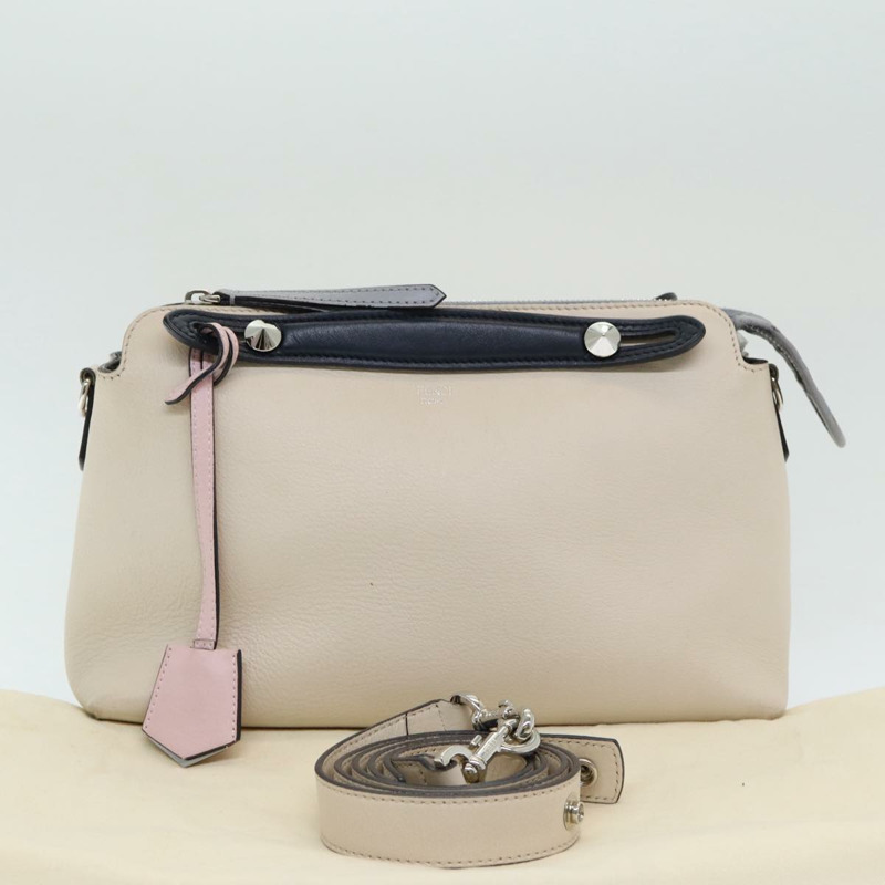 【日本直送】FENDI 手提包 皮革 米色 正品 ar12221-11