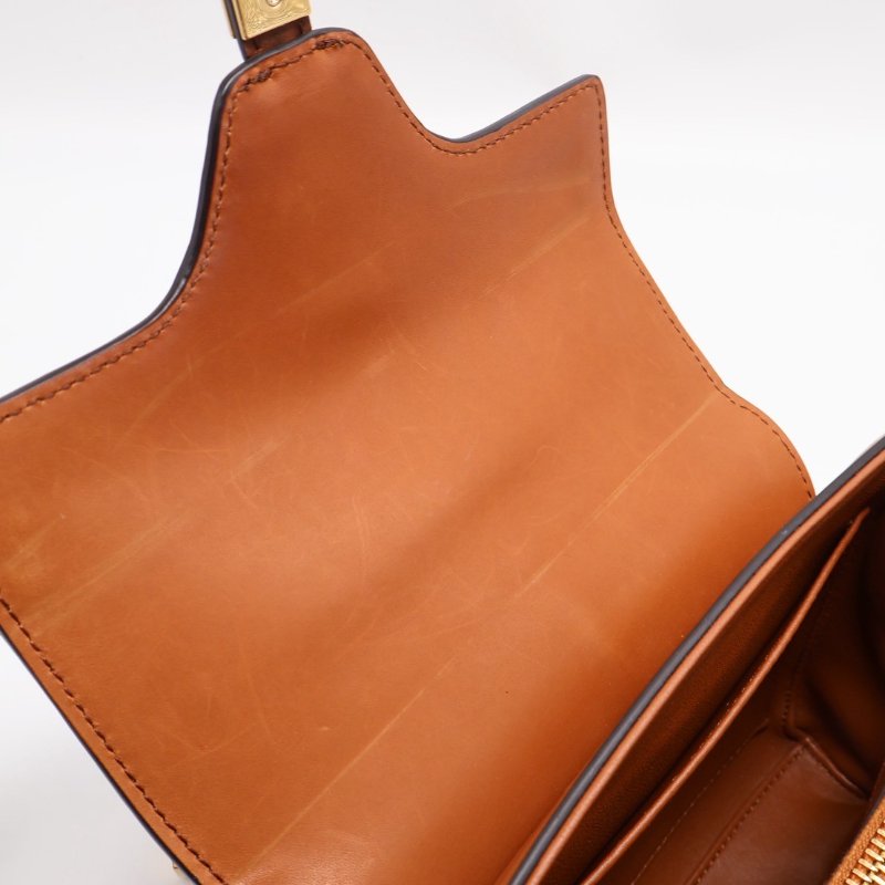 CELINE 經典小牛皮16 - 小號焦糖棕-3