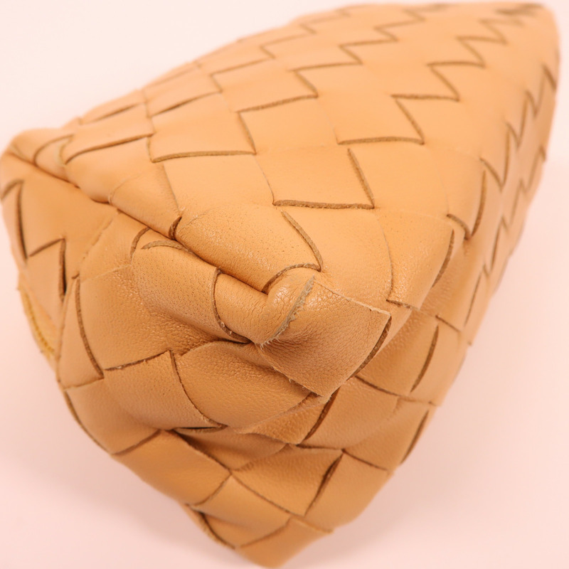 BOTTEGA VENETA 羊皮皮革Pouch金扣化妝袋-4