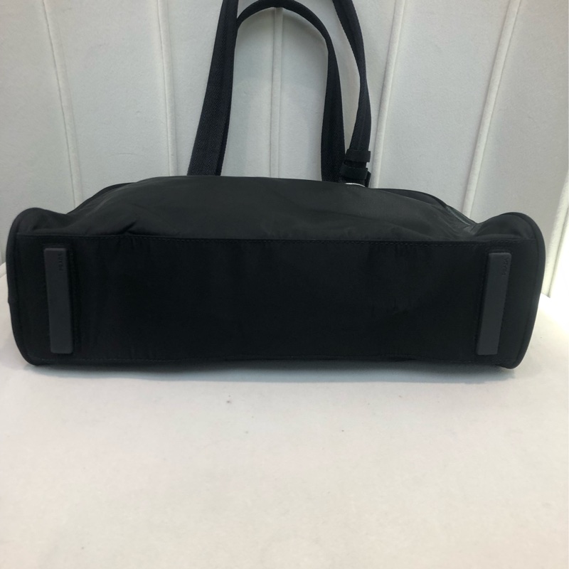 PRADA 黑色側孭包  手提公事包 XA247-6