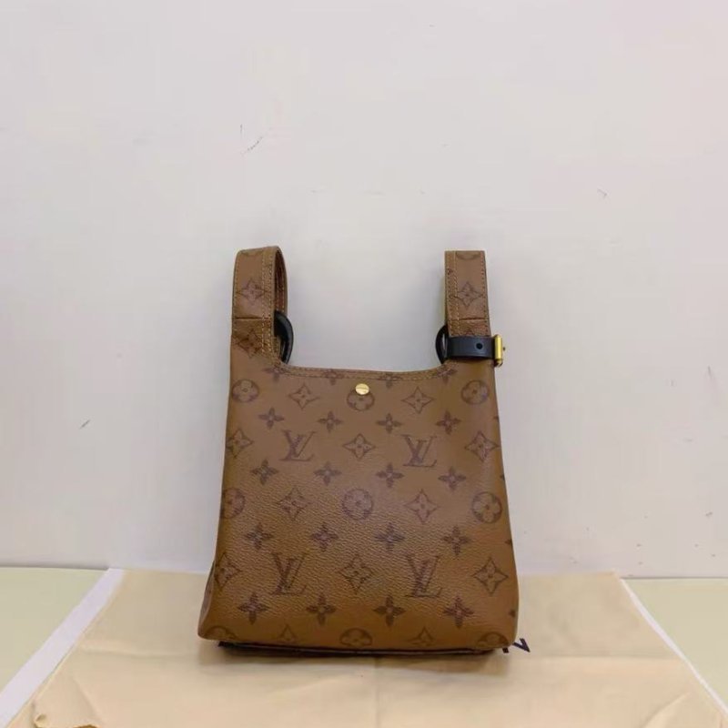 99新 LOUIS VUITTON Atlantis BB 老花包-3
