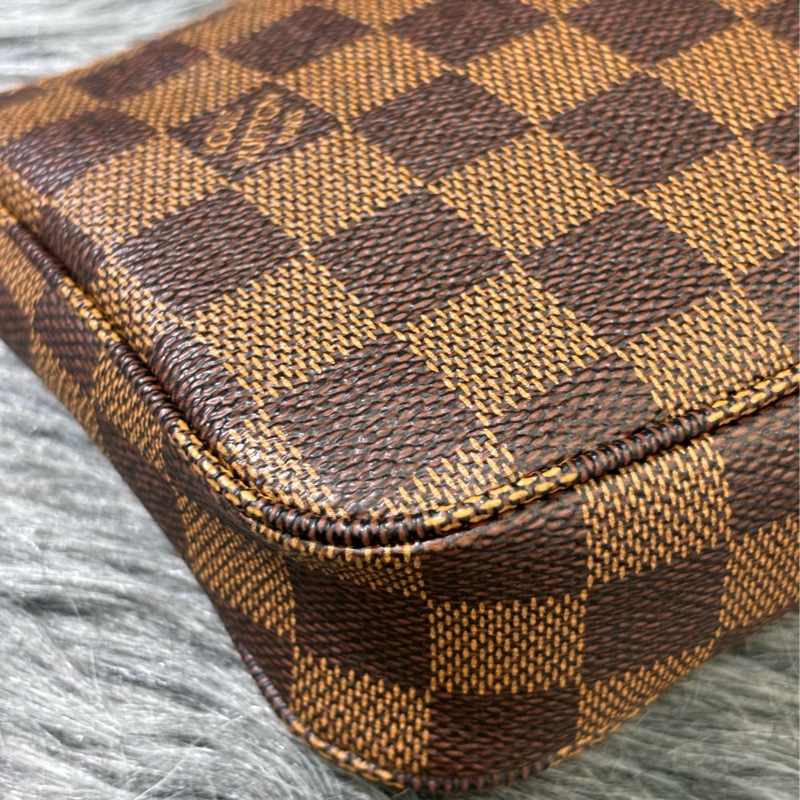 LV N51985 咖啡咖格棋盤格紋 拉鍊包 腋下包 晚宴包 肩背包 手提包-9