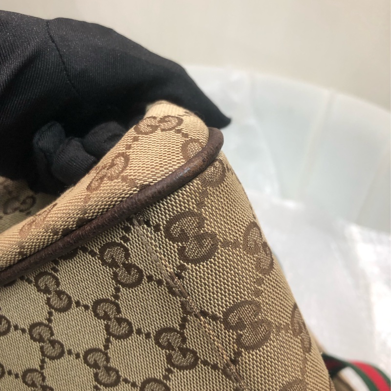 Gucci 布面經典老花 紅綠布帶 旅行袋 XB391-16