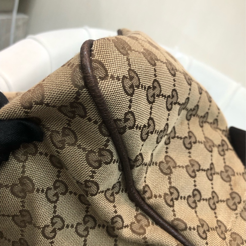 Gucci 布面經典老花 紅綠布帶 旅行袋 XB391-18