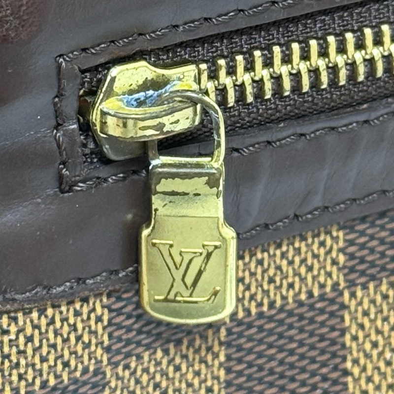 Louis Vuitton 棋盤格王建民包-22