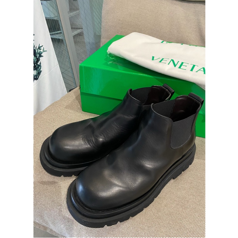 BOTTEGA VENETA  Lug Chelsea Ankle Boot-1