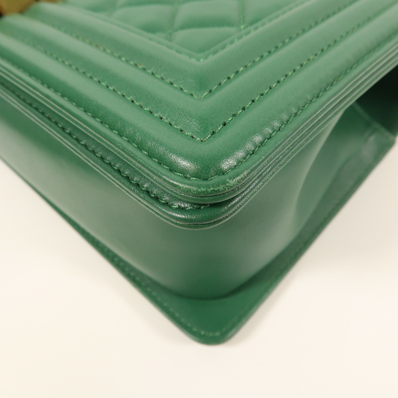 CHANEL 羊皮皮革Boy 25金扣鏈帶肩背袋-10