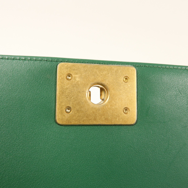 CHANEL 羊皮皮革Boy 25金扣鏈帶肩背袋-14