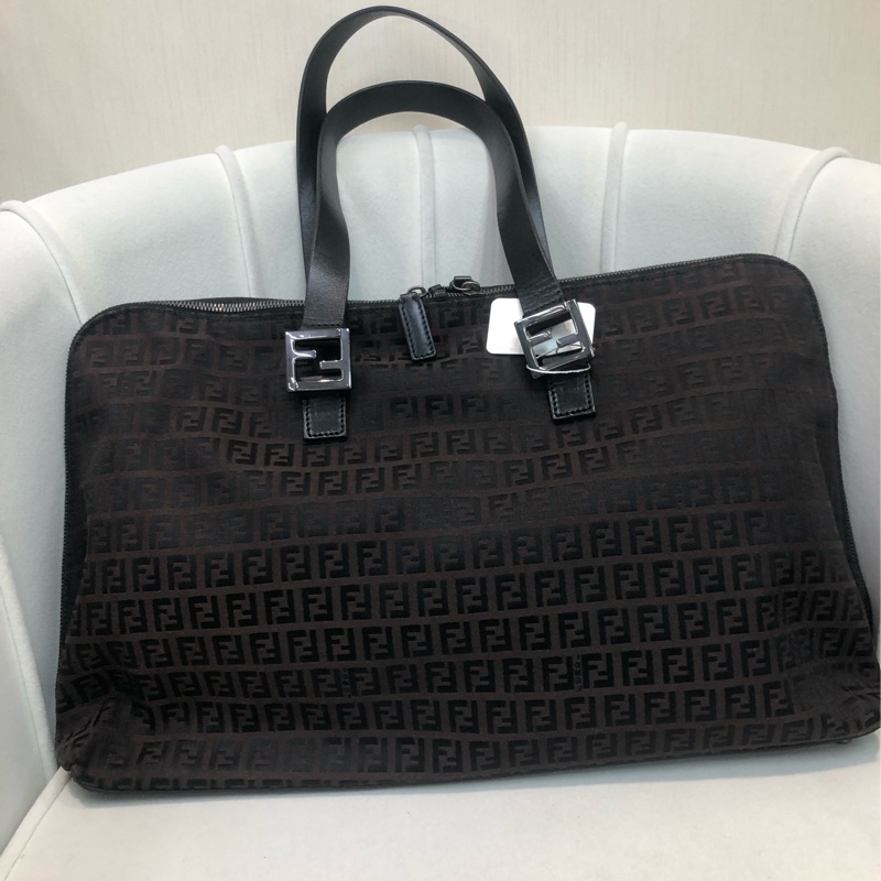 FENDI 老花 Tote 旅行袋 XA493-4