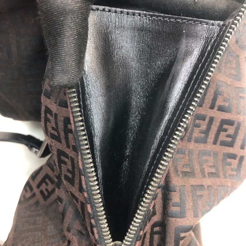 FENDI 老花 Tote 旅行袋 XA493-8